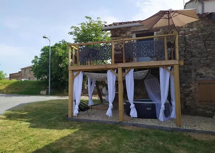 Nougaro 2 Pers Private Ouvert A L'annee Ferienhaus *